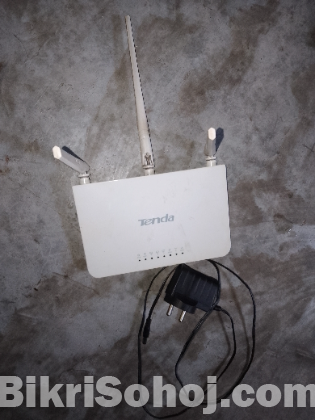 Tenda router